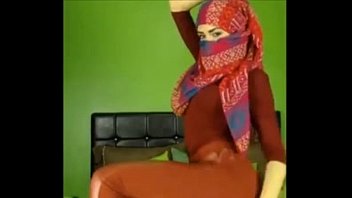 Hijab Turban Sexy Dance Ass Feet - SuperJizzCams.com
