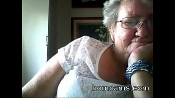 Grandma showing big tits on webcam- bomcams.com