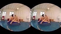 Yanks Les Cuties Olive & Verronica Playing In 3D